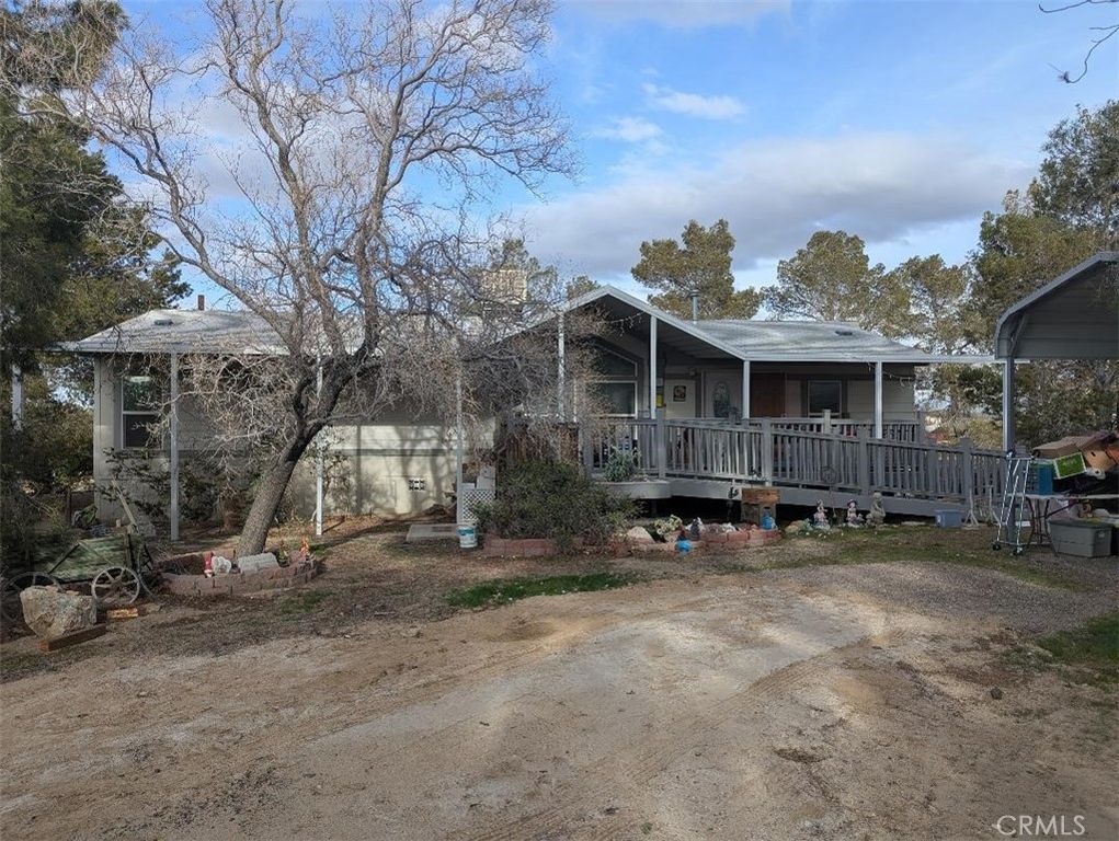 Image 3 of property listing at 32203 Prairie Avenue, Barstow, CA 92311