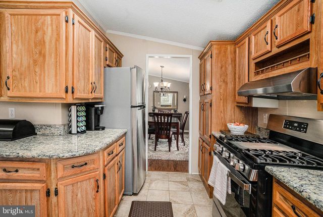 28 JUNIPER CT E, Harleysville, PA 19438