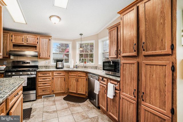 28 JUNIPER CT E, Harleysville, PA 19438