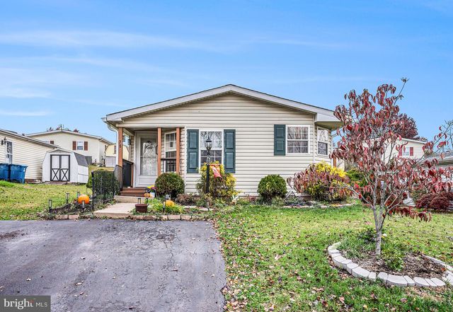 28 JUNIPER CT E, Harleysville, PA 19438