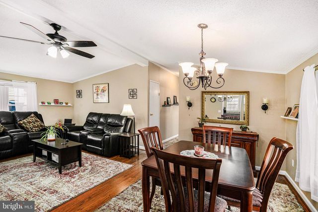 28 JUNIPER CT E, Harleysville, PA 19438