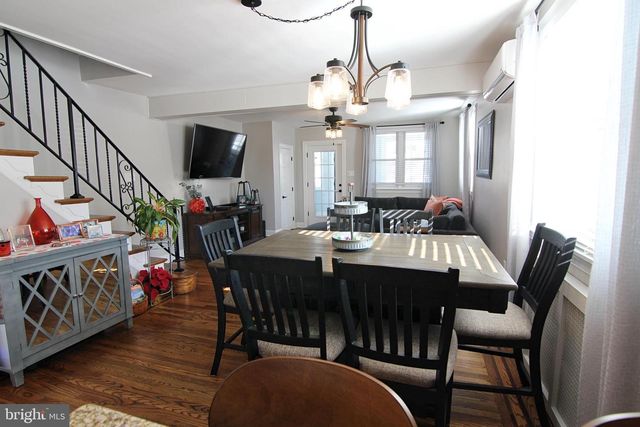 215 W 9TH AVE, Conshohocken, PA 19428