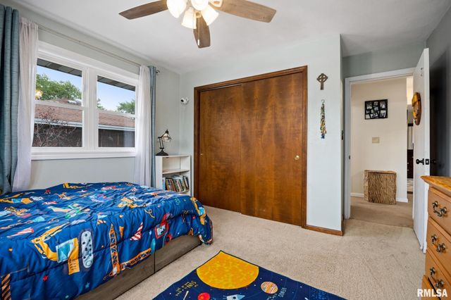 1820 W GAYLORD Avenue, Peoria, IL 61614