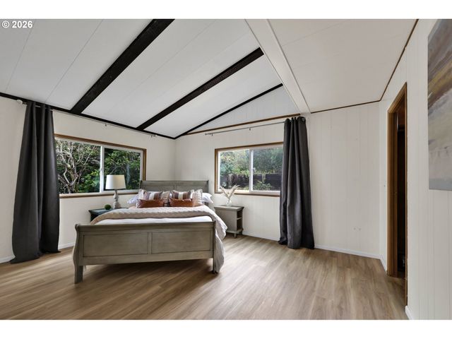 1601 RHODODENDRON Dr 534, Florence, OR 97439