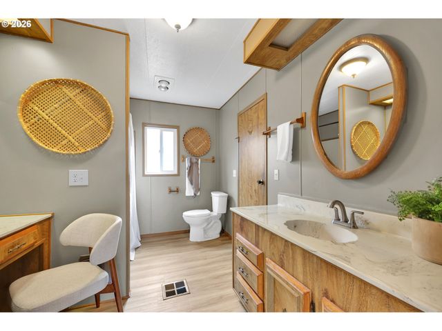 1601 RHODODENDRON Dr 534, Florence, OR 97439