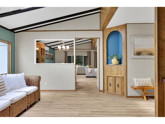 1601 RHODODENDRON Dr 534, Florence, OR 97439