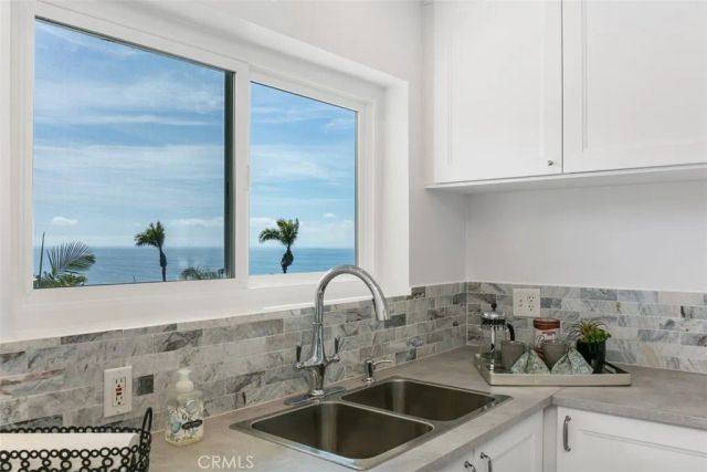 21703 Ocean Vista Drive 204, Laguna Beach, CA 92651