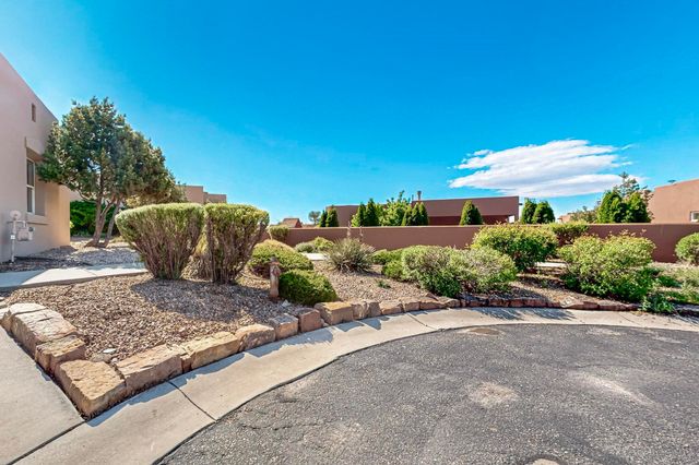 5 Wood Flower, Santa Fe, NM 87508