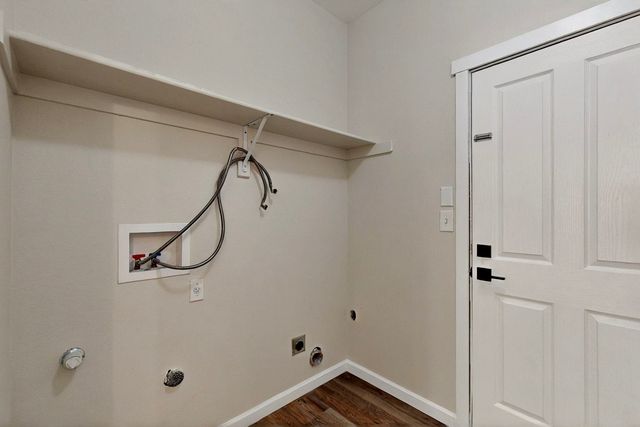 5 Wood Flower, Santa Fe, NM 87508