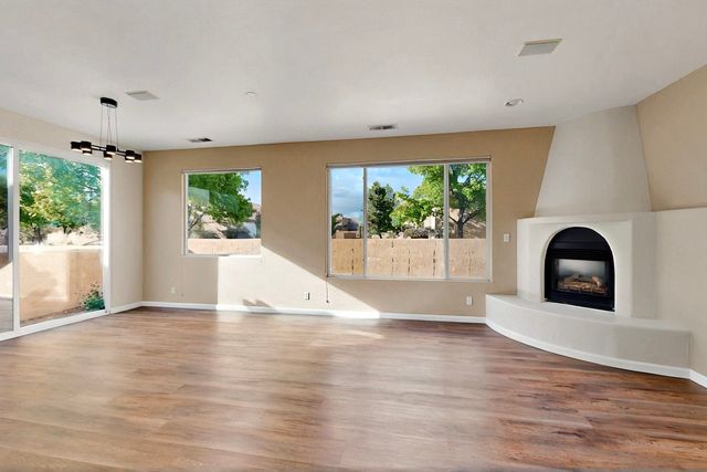 5 Wood Flower, Santa Fe, NM 87508