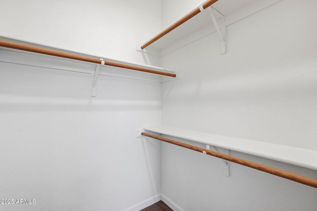 10224 W OREGON Avenue, Glendale, AZ 85307