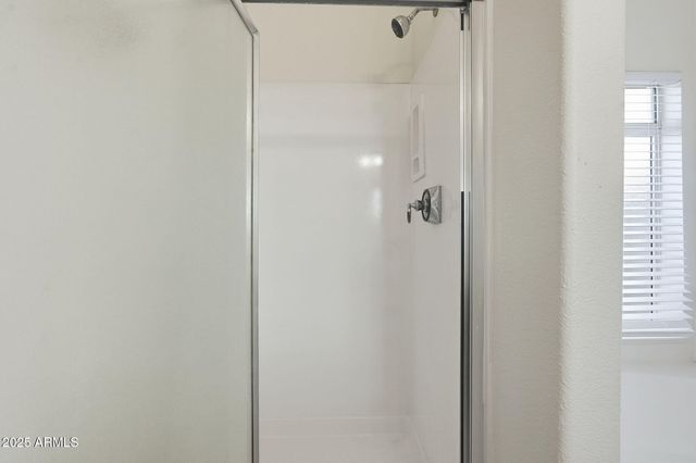 10224 W OREGON Avenue, Glendale, AZ 85307