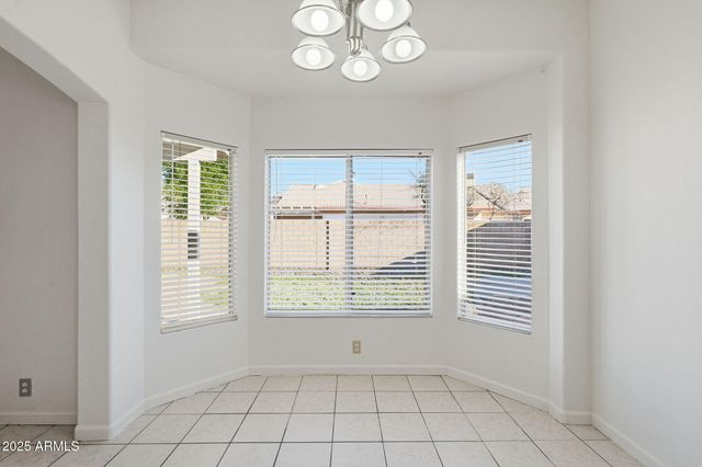 10224 W OREGON Avenue, Glendale, AZ 85307