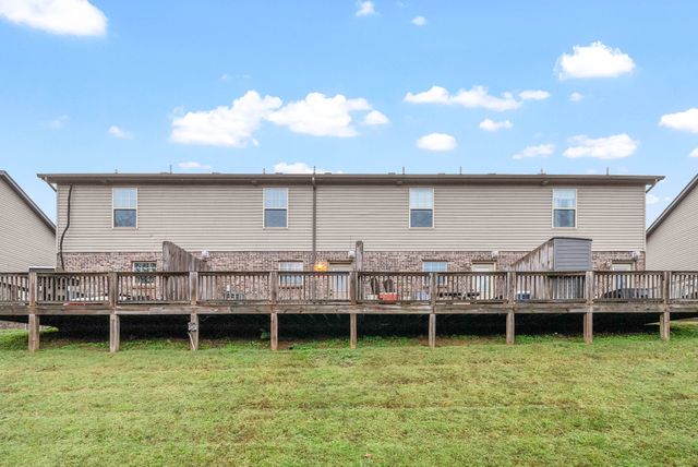 1770 Spring Water Dr Apt A, Clarksville, TN 37040