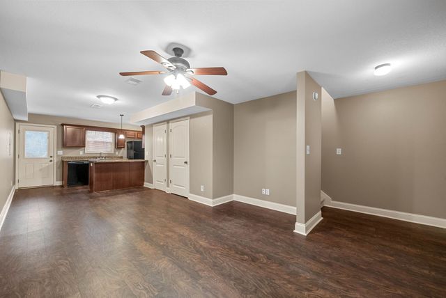 1770 Spring Water Dr Apt A, Clarksville, TN 37040