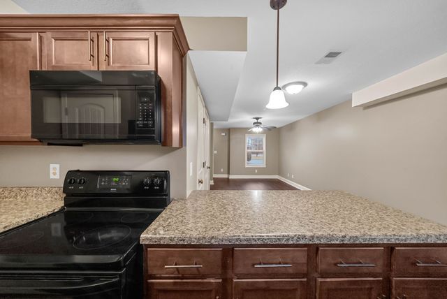 1770 Spring Water Dr Apt A, Clarksville, TN 37040