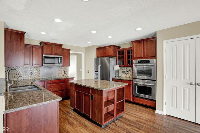 1291 Windswept Drive, Greenwood, IN 46143