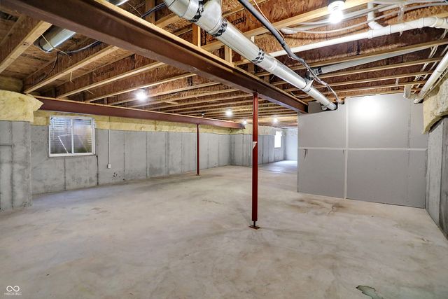 1291 Windswept Drive, Greenwood, IN 46143