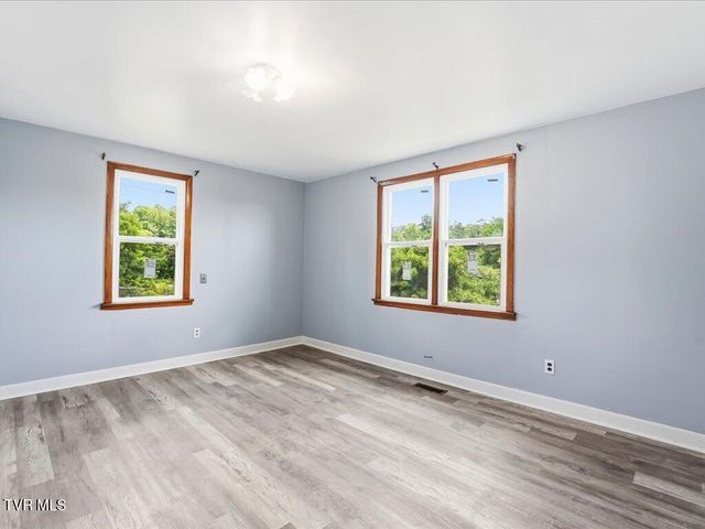 818 Guy Collins Road, Morristown, TN 37813