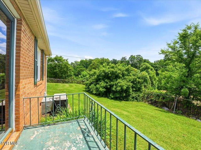 818 Guy Collins Road, Morristown, TN 37813