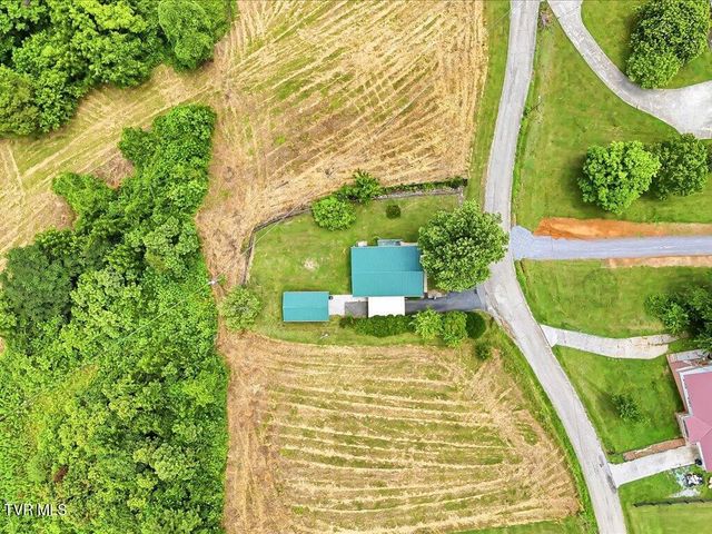 818 Guy Collins Road, Morristown, TN 37813