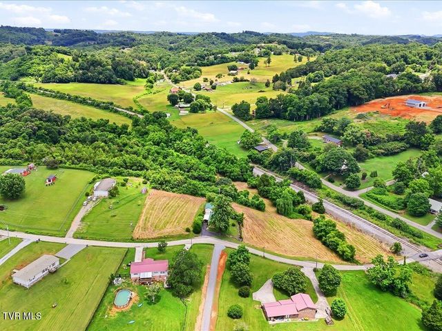 818 Guy Collins Road, Morristown, TN 37813