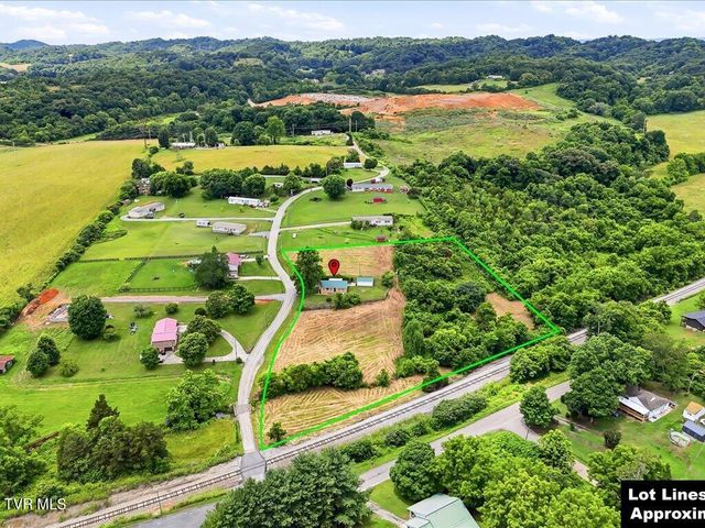 818 Guy Collins Road, Morristown, TN 37813