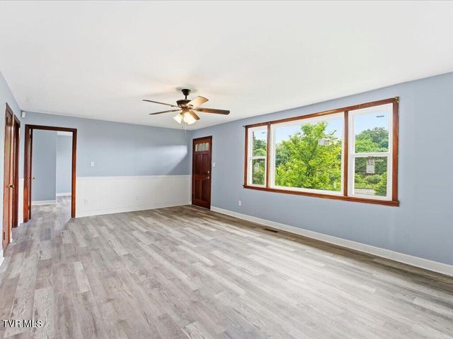 818 Guy Collins Road, Morristown, TN 37813
