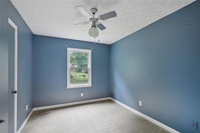 125 Meadowview Circle, Tyrone, GA 30290