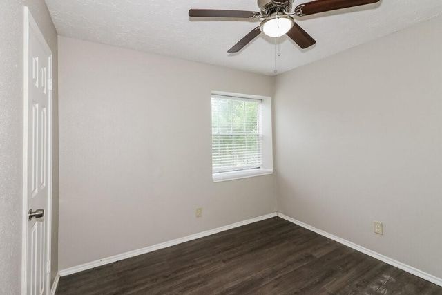 6042 Beaconridge Drive, Houston, TX 77053