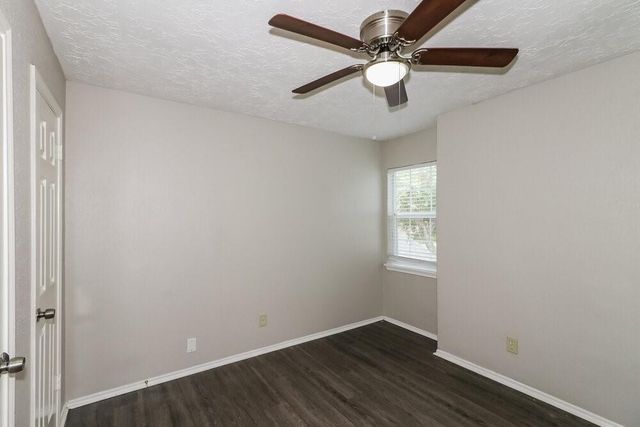 6042 Beaconridge Drive, Houston, TX 77053