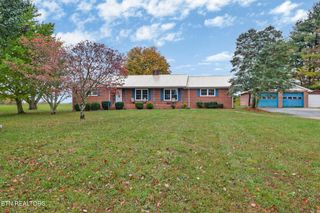 1036 Pigeon Ridge Rd, Crossville, TN 38555