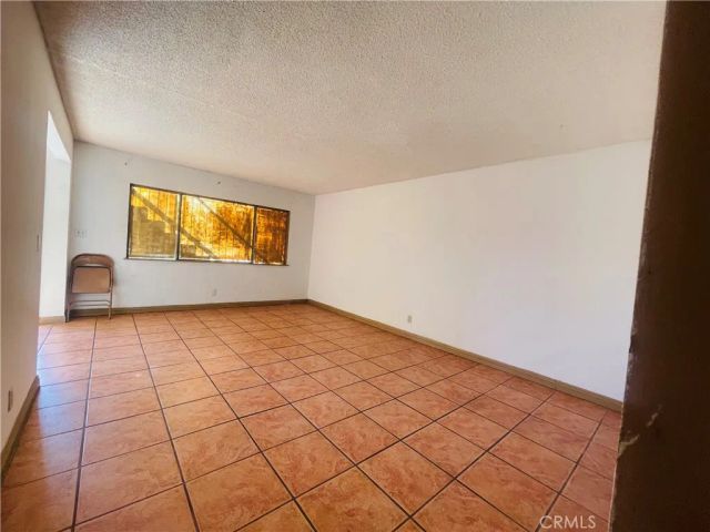 5609 E Beverly Boulevard, East Los Angeles, CA 90022