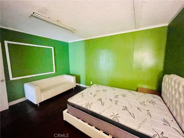 5609 E Beverly Boulevard, East Los Angeles, CA 90022