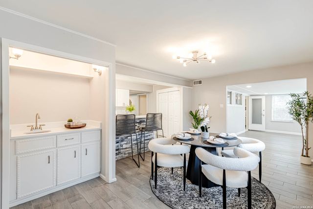 502 Tammy Dr, San Antonio, TX 78216