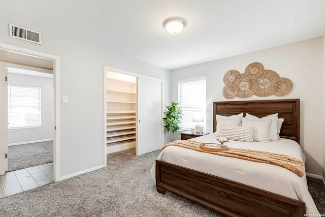 502 Tammy Dr, San Antonio, TX 78216