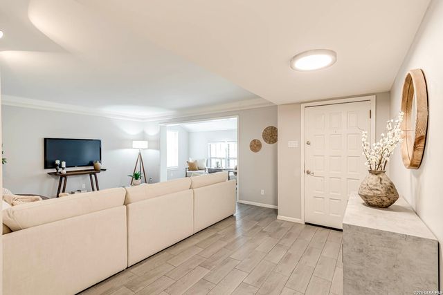 502 Tammy Dr, San Antonio, TX 78216