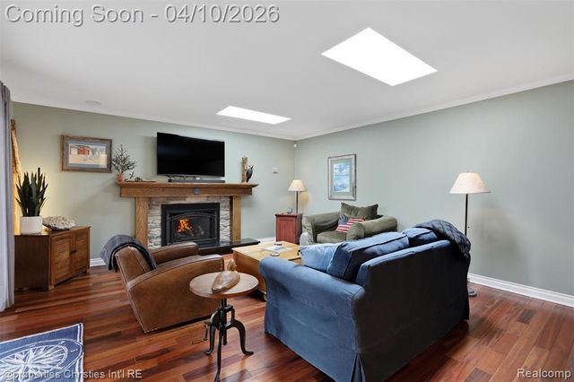 2835 Aspen Lane, Bloomfield Village, MI 48302