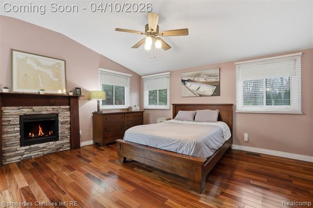 2835 Aspen Lane, Bloomfield Village, MI 48302