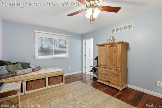 2835 Aspen Lane, Bloomfield Village, MI 48302