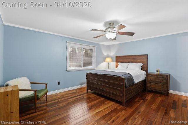 2835 Aspen Lane, Bloomfield Village, MI 48302