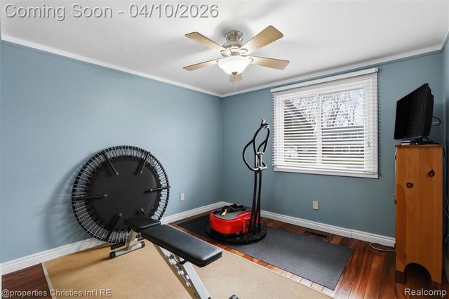 2835 Aspen Lane, Bloomfield Village, MI 48302