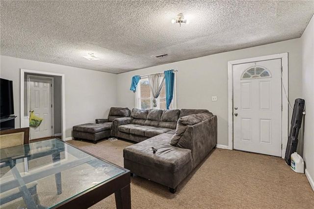 3680 W Highway 166, Carrollton, GA 30117