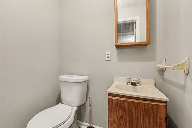 3680 W Highway 166, Carrollton, GA 30117