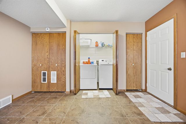 3126 18th Street S, Fargo, ND 58103