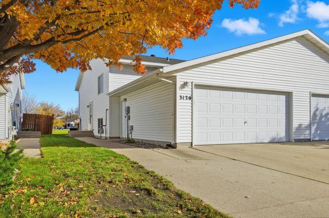 3126 18th Street S, Fargo, ND 58103