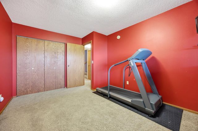 3126 18th Street S, Fargo, ND 58103