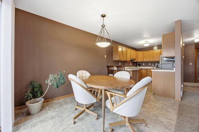 3126 18th Street S, Fargo, ND 58103