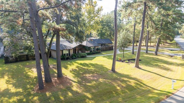 1219 Coe Road, Pinehurst, TX 77362