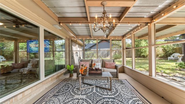 1219 Coe Road, Pinehurst, TX 77362